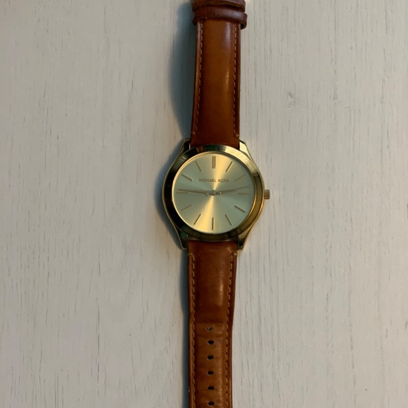 Watches - Picture 8 of 16